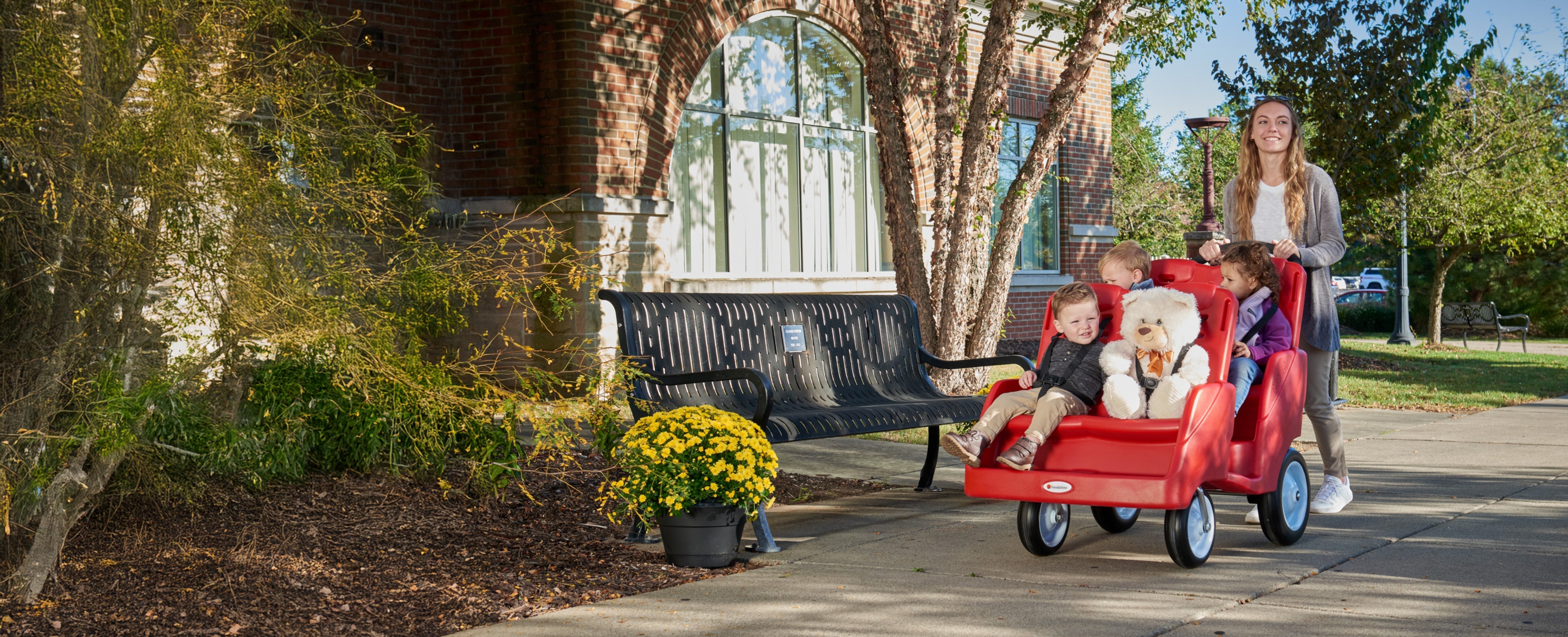 5 Fun Outdoor Child Care Outings